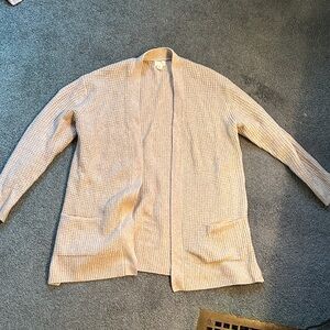 Caslon Textured Knit Cardigan in Beige